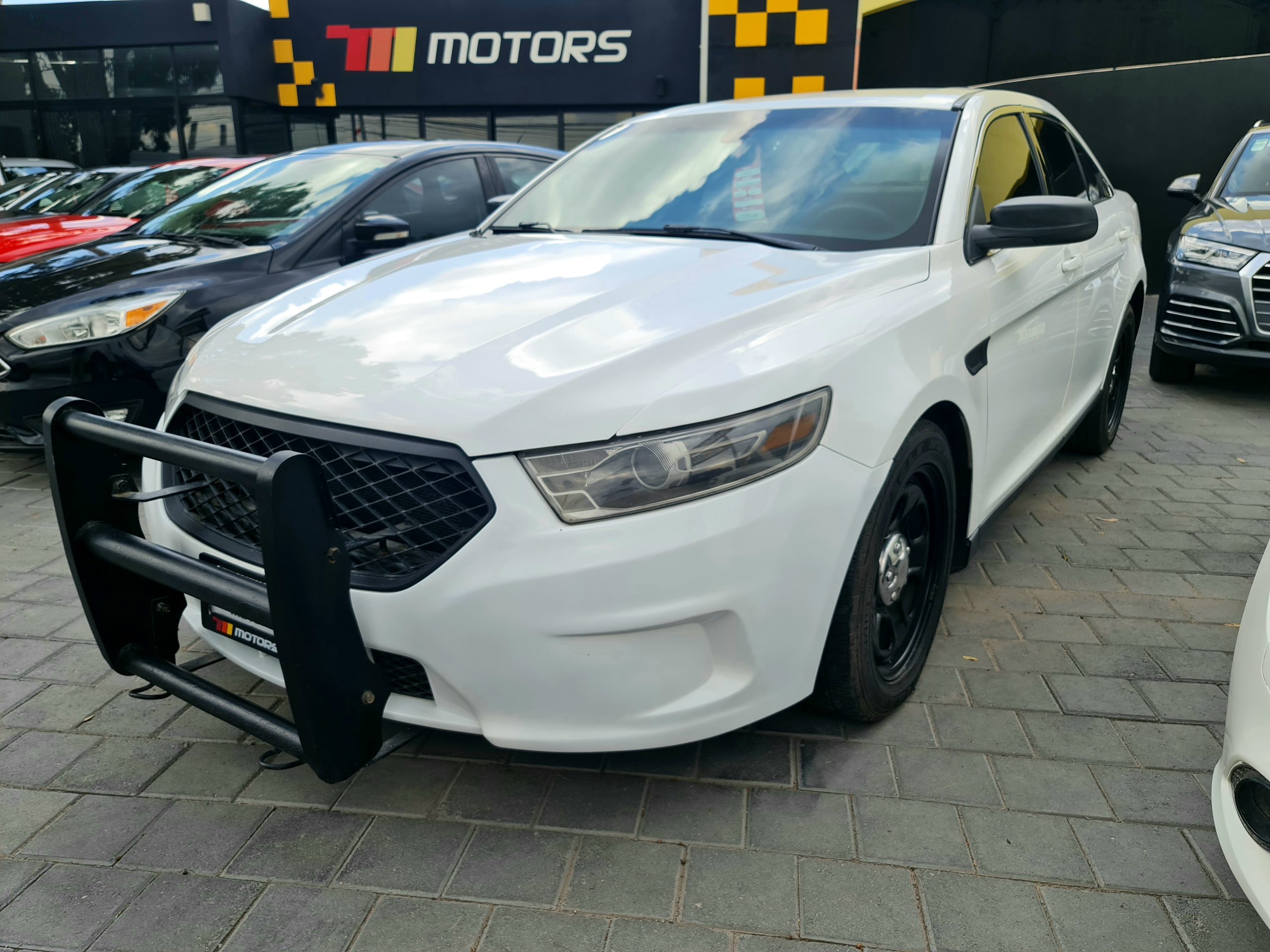 FORD POLICE INTERCEPTOR 2016 – MMotors