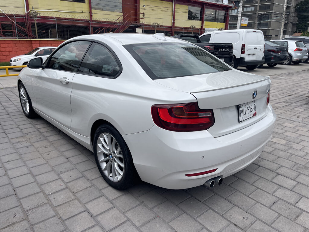 BMW 220i Coupe 2017